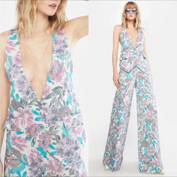 For Love & Lemons x Revolve Tamara Floral Vest Deep V Plunge Top NWT L - Picture 1 of 6